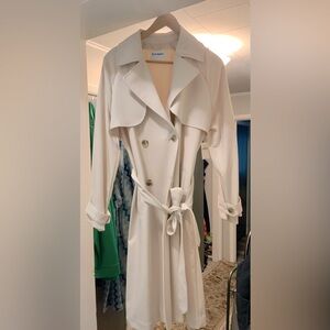 Old Navy Double Breasted Tie Belt Trench Coat in Cozy Cashmere